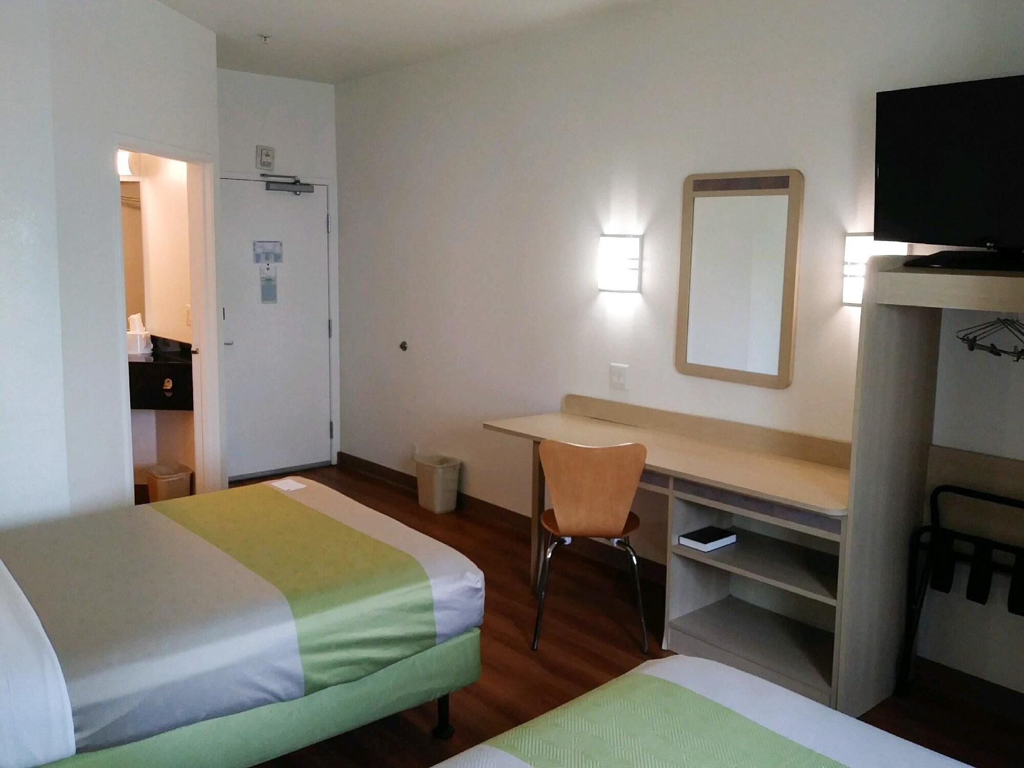 Motel 6-Brownsville, Tx Bagian luar foto