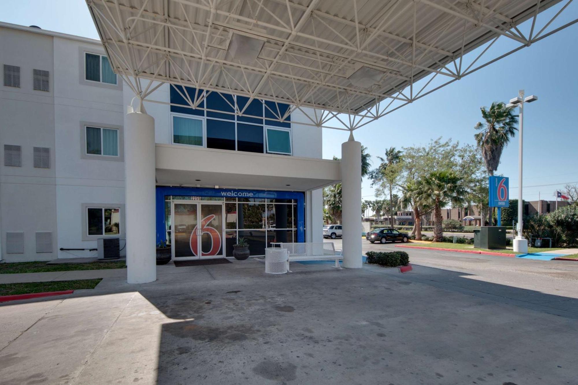 Motel 6-Brownsville, Tx Bagian luar foto