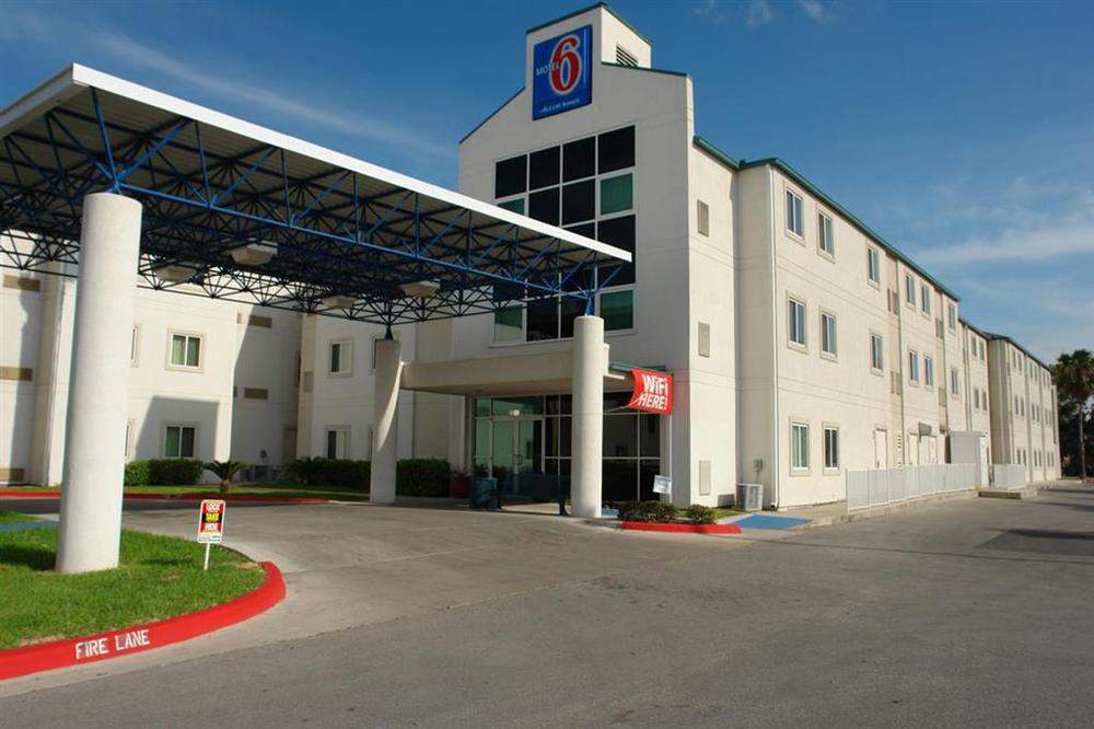 Motel 6-Brownsville, Tx Bagian luar foto
